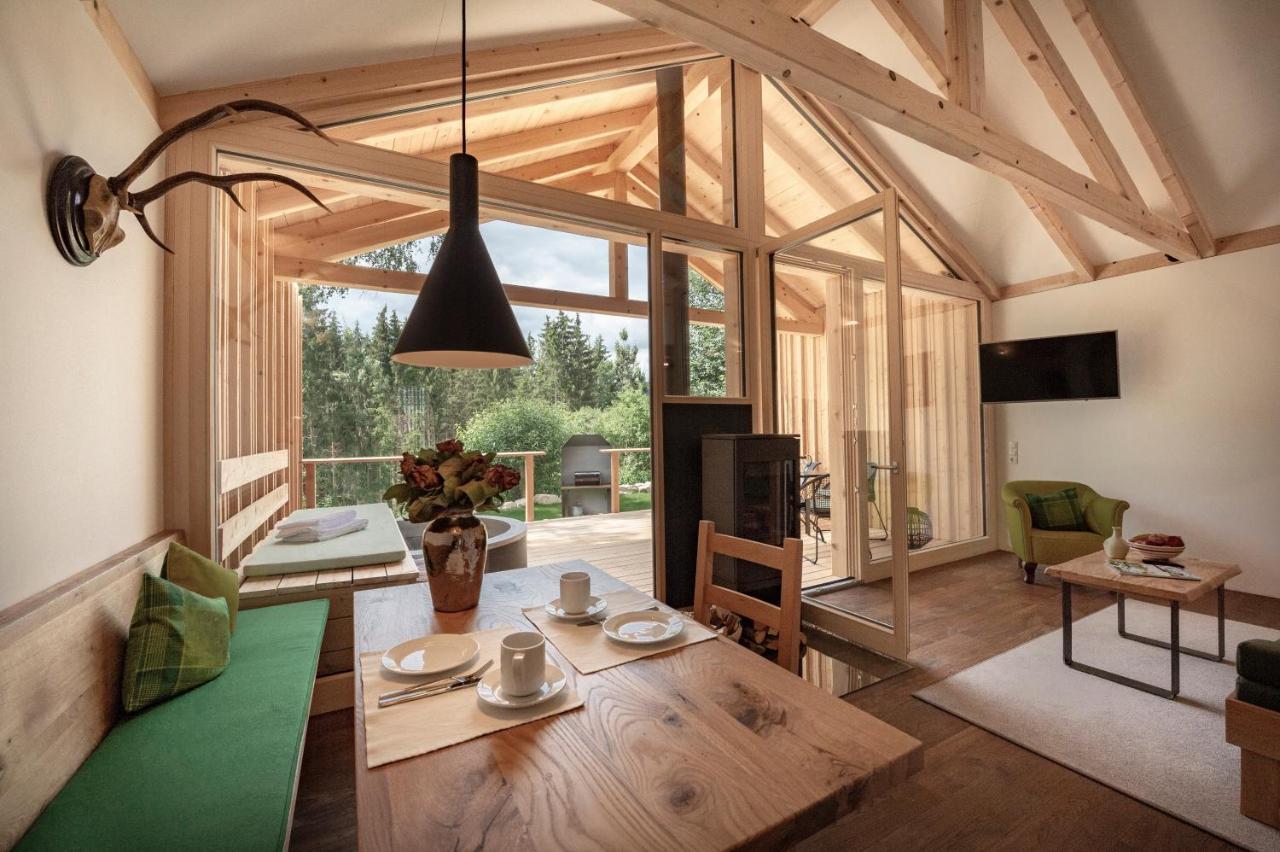 Forstgut - Premium Waldchalets Und Lodge Suiten Regen Ngoại thất bức ảnh