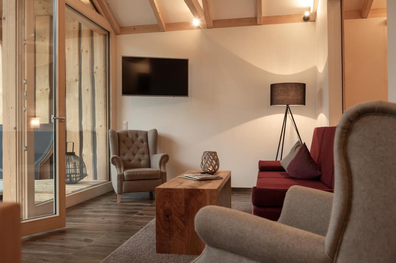 Forstgut - Premium Waldchalets Und Lodge Suiten Regen Ngoại thất bức ảnh